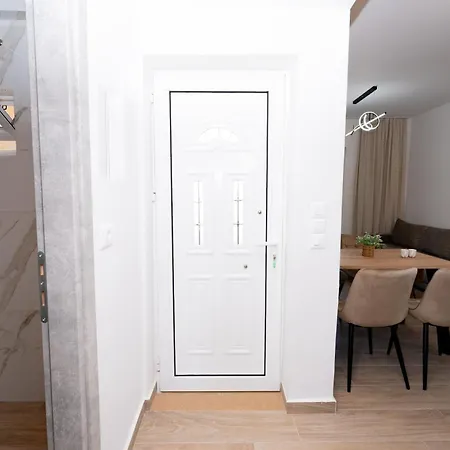 Smiles With Panoramic View Apartment *