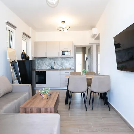 Smiles With Panoramic View *